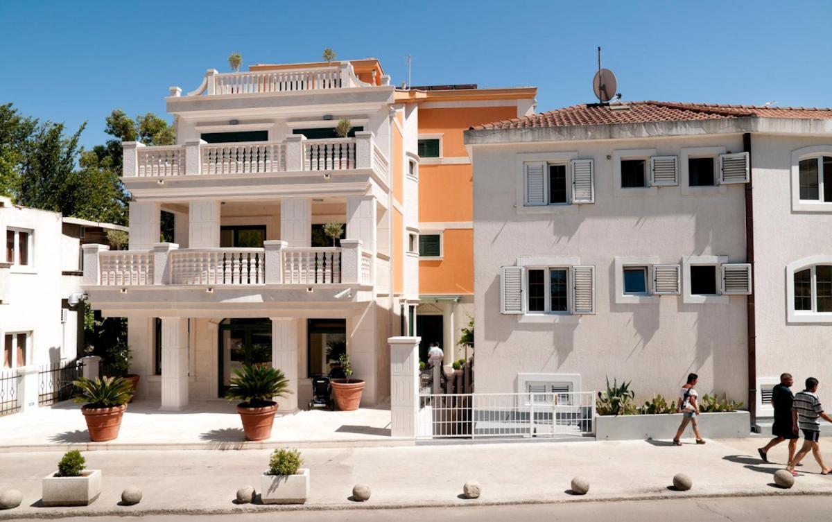 Apartments Grifone Lux Herceg Novi Kültér fotó