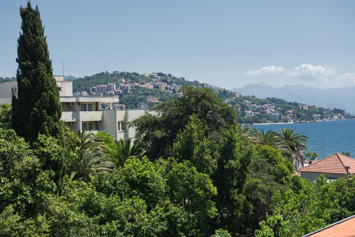 Apartments Grifone Lux Herceg Novi Kültér fotó
