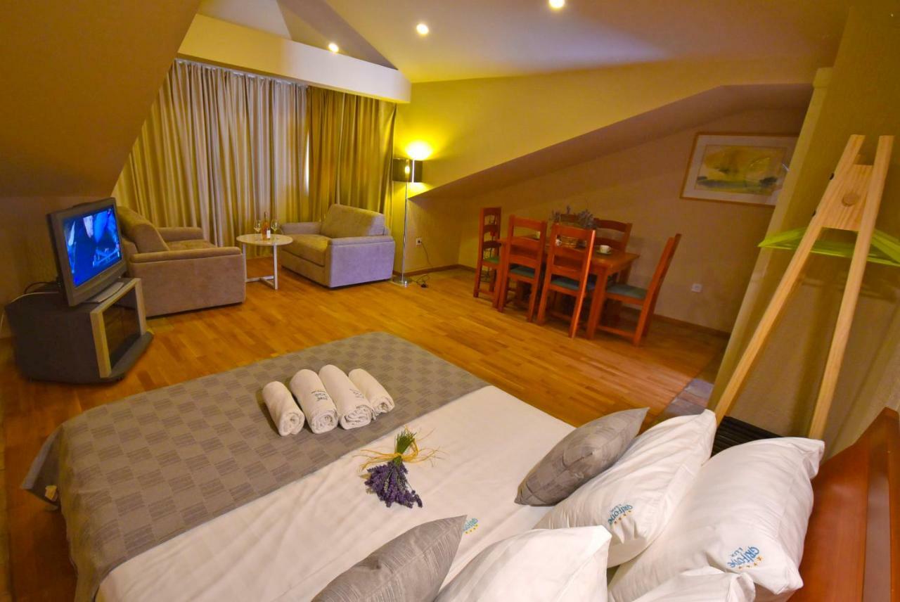 Apartments Grifone Lux Herceg Novi Kültér fotó